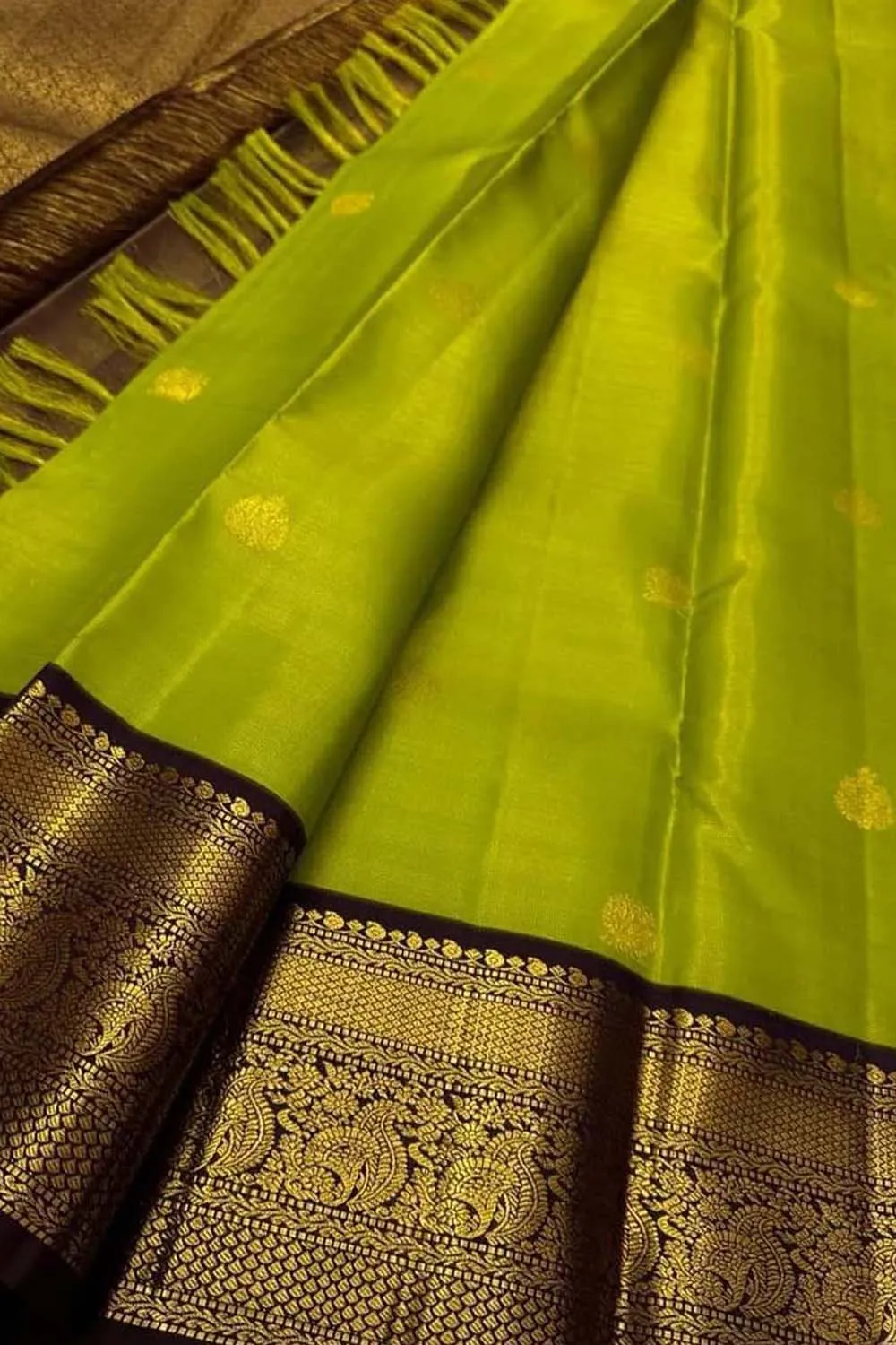 Ethically Made Green Silk Saree: Handloom Kanjeevaram