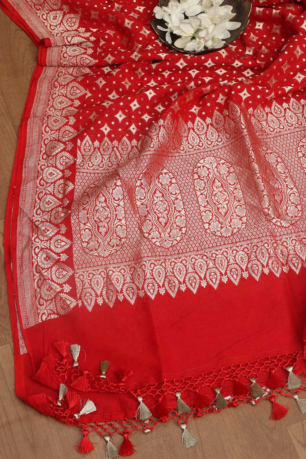 Exquisite Red Banarasi Handloom Pure Moonga Silk Dupatta