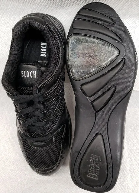 Lina -- Full Sole Dancesneaker --Black